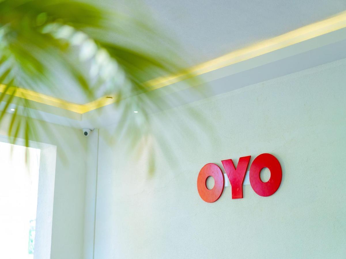 OYO 64260 Hotel Rajnandini Hābra Buitenkant foto