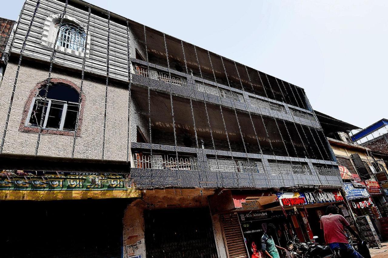 OYO 64260 Hotel Rajnandini Hābra Buitenkant foto