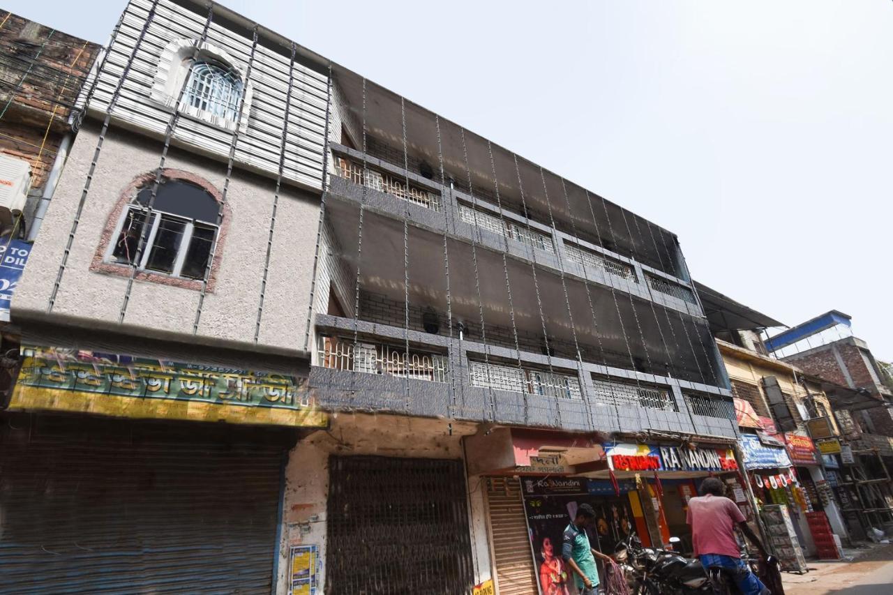 OYO 64260 Hotel Rajnandini Hābra Buitenkant foto
