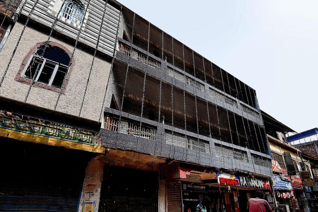 OYO 64260 Hotel Rajnandini Hābra Buitenkant foto